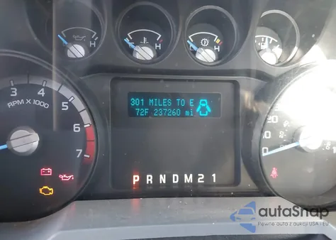 2015 Ford F-250 Xl из США, поврежденный, VIN 1FT7X2B68FEC98557